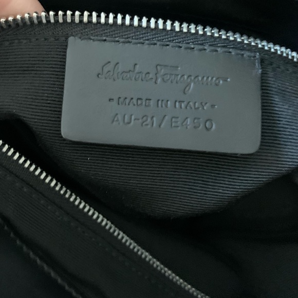 Salvatore Ferragamo Bag Black Leather Shoulder Tote Bag - Picture 8 of 16